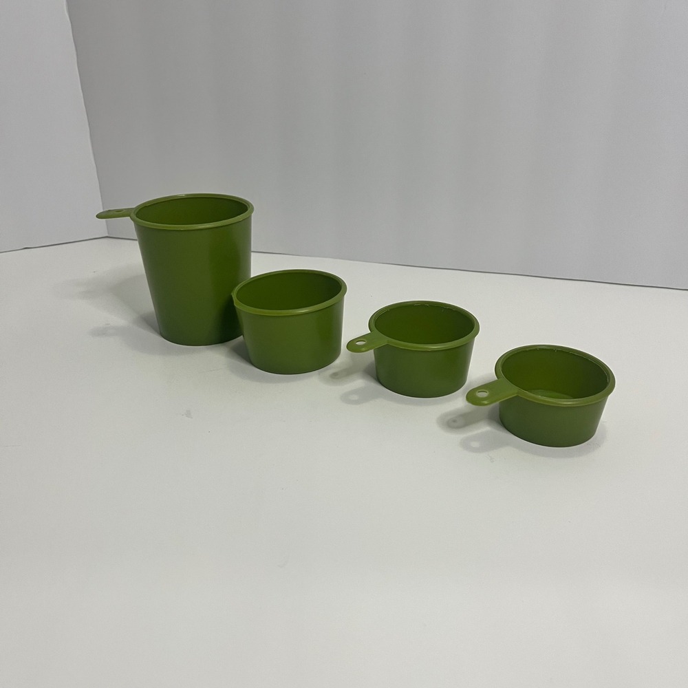 Vintage Merrymaid Plastics Measuring Cups Avocado Green Set of 4 Made in USA
